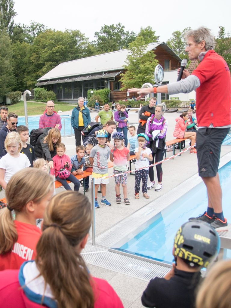 Wettkampfbesprechung mit Kids